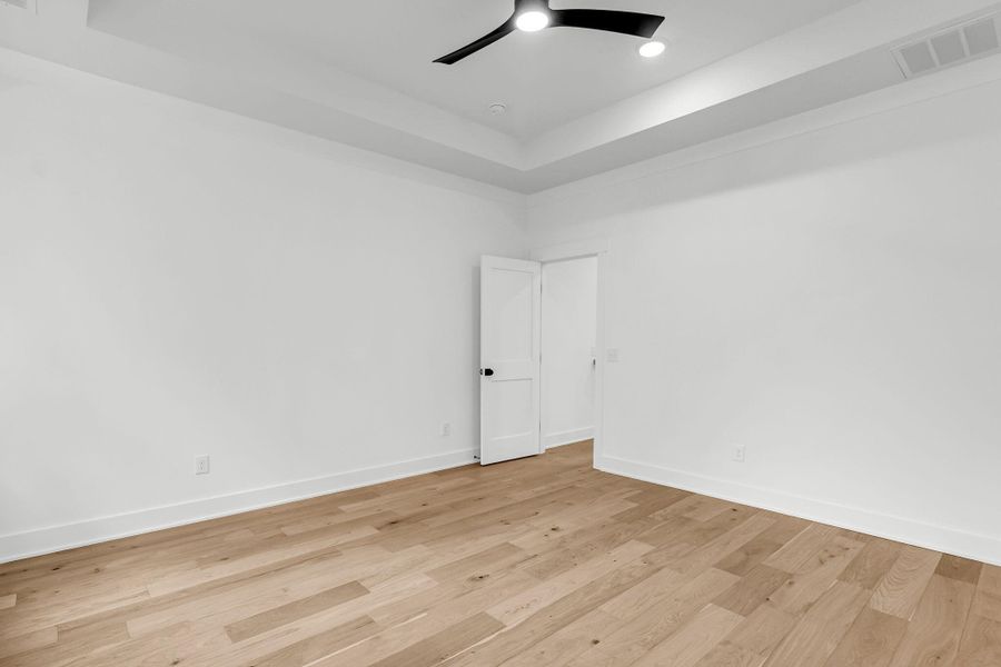 Spacious, unfurnished interior of a new home in , Charleston (Image 47). Spacious, unfurnished interior of a new home in , Charleston (Image 47).