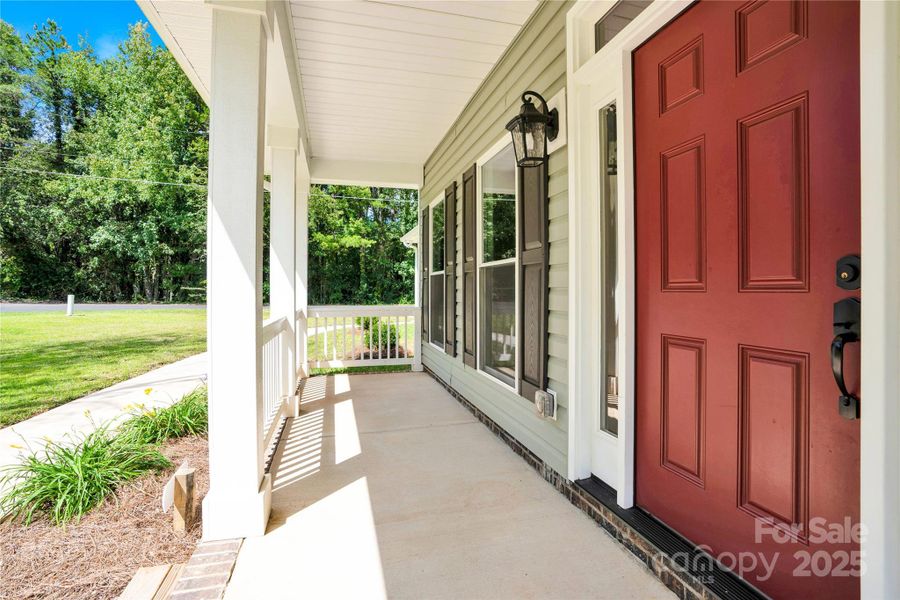 Large Cozy Covered Front Porch