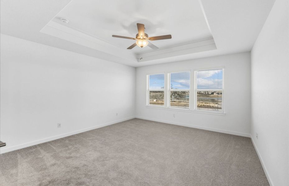 Spacious, unfurnished interior of a new home in Santa Rita Ranch, Liberty Hill (Image 47).