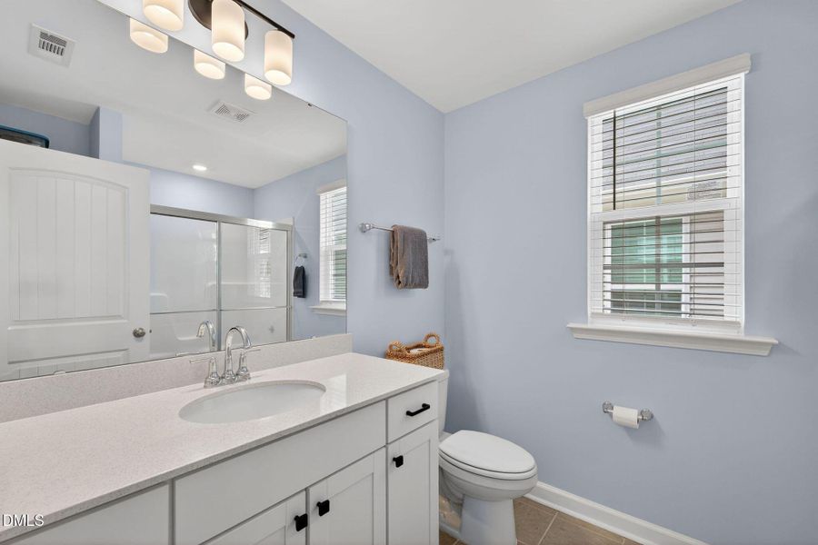 60_28-66-blue-iris-primary-bathroom