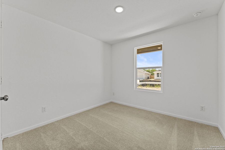 Spacious, unfurnished interior of a new home in Lodi Grove, Floresville (Image 13). Spacious, unfurnished interior of a new home in Lodi Grove, Floresville (Image 13).
