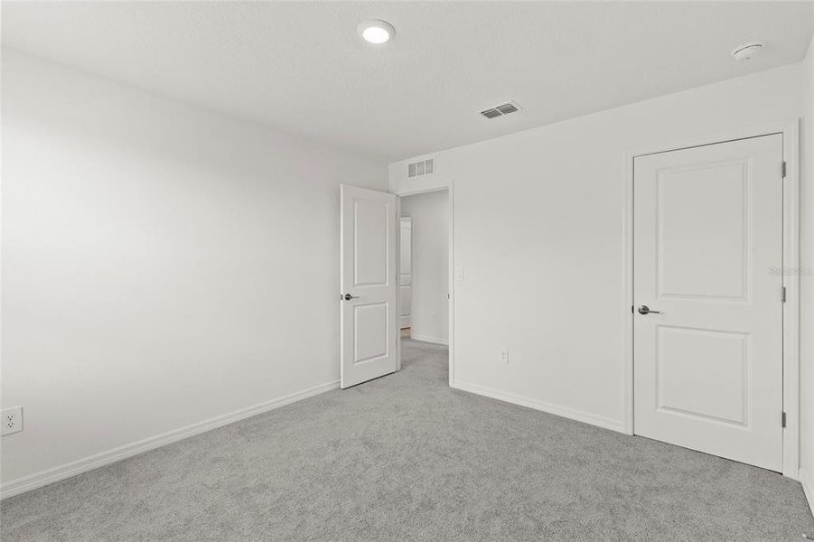 Spacious, unfurnished interior of a new home in Prosperity Lakes, Parrish (Image 54). Spacious, unfurnished interior of a new home in Prosperity Lakes, Parrish (Image 54).