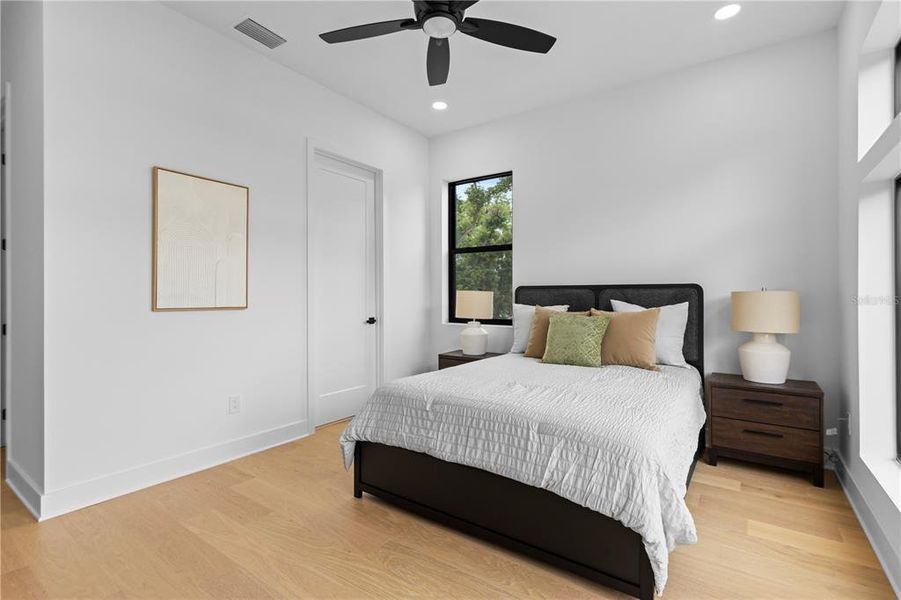 Furnished interior view inside a new home in , Tampa (Image 53).