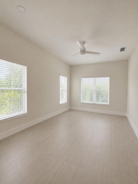 Spacious, unfurnished interior of a new home in , Lake Placid (Image 12). Spacious, unfurnished interior of a new home in , Lake Placid (Image 12).