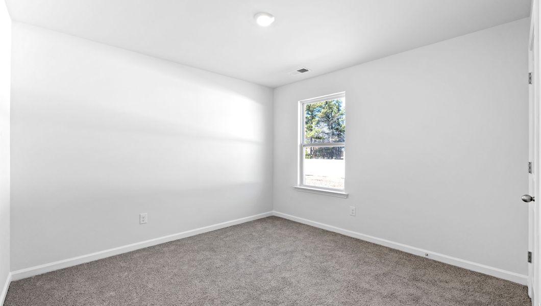 Spacious, unfurnished interior of a new home in Baxter Village, Boiling Springs (Image 18).