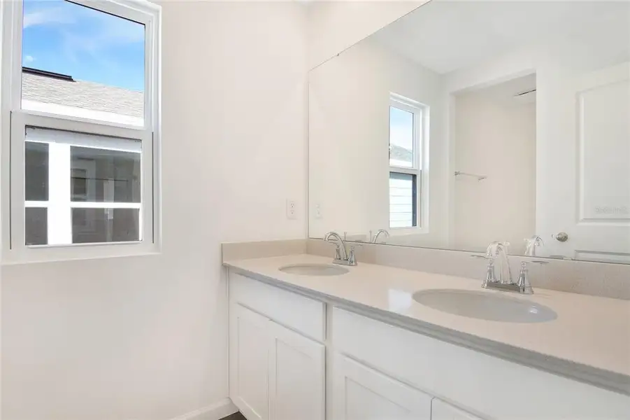 Image 18 of a home in Seasons at Aurora Oaks.