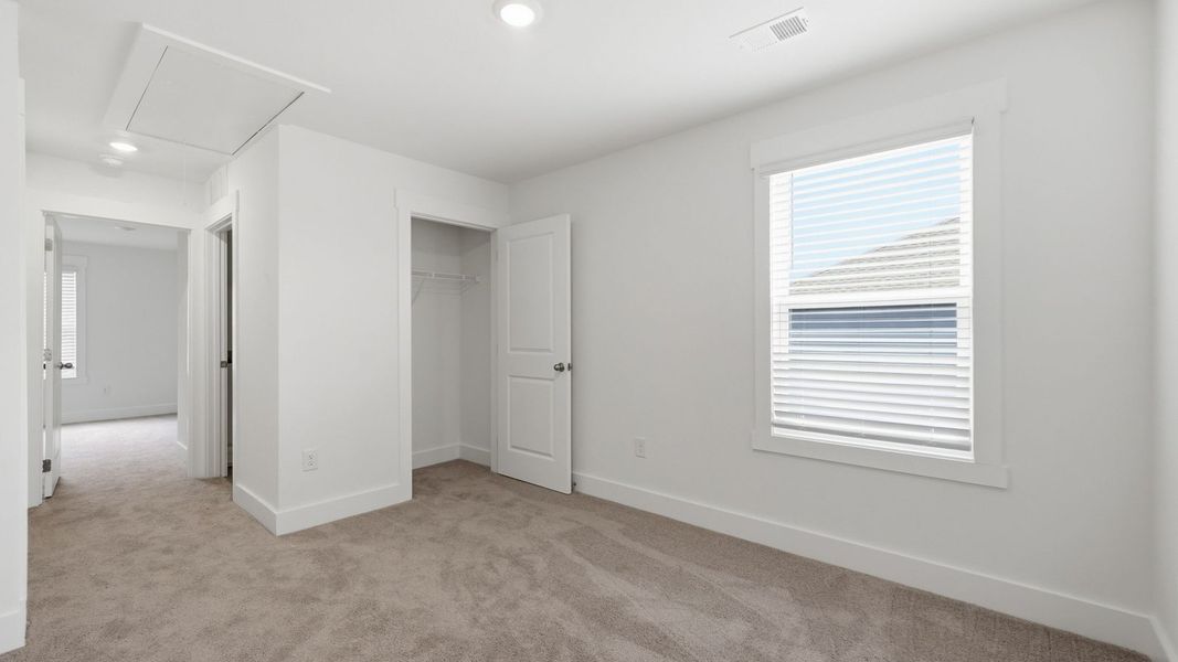 Spacious, unfurnished interior of a new home in Fieldcrest Acres, Blountville (Image 21). Spacious, unfurnished interior of a new home in Fieldcrest Acres, Blountville (Image 21).