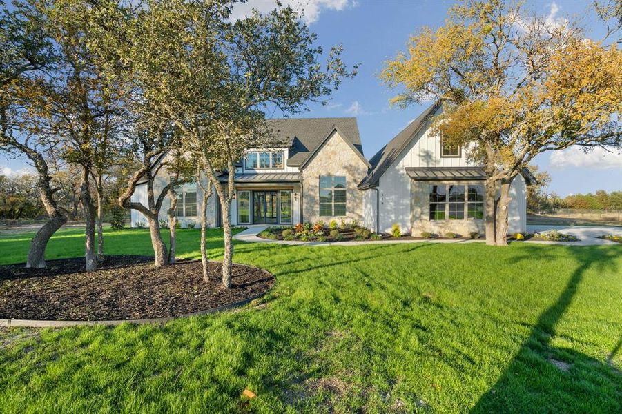 Exterior details and patio area of a home in , Weatherford (Image 22).