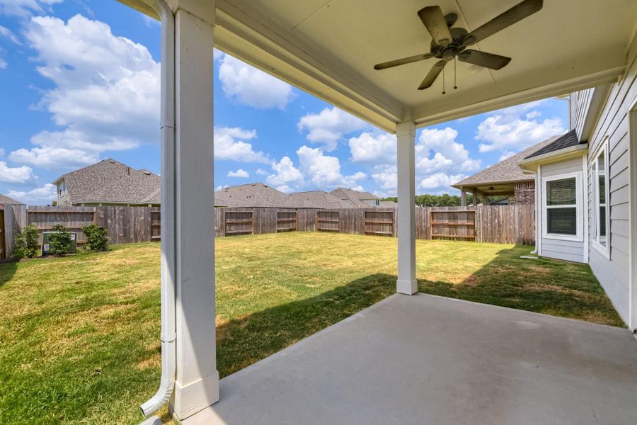 Exterior details and patio area of a home in Sorella, Tomball (Image 18). Exterior details and patio area of a home in Sorella, Tomball (Image 18).
