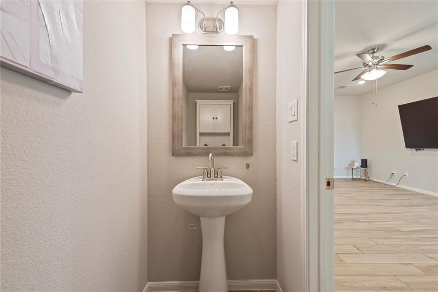 Image 29 of a home in .