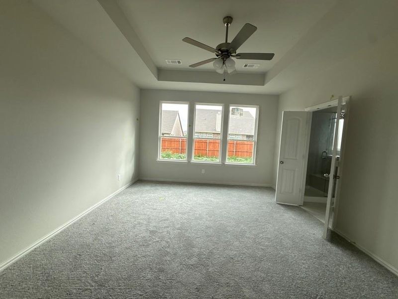 Spacious, unfurnished interior of a new home in Morningstar, Aledo (Image 7).