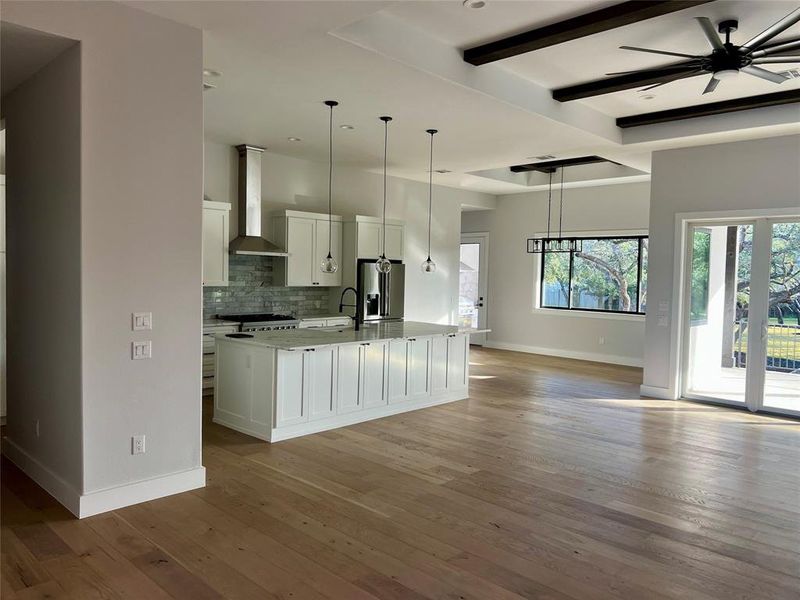 Kitchen Dining room