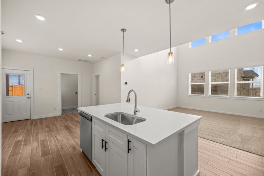 Image 31 of a home in Creekhaven.