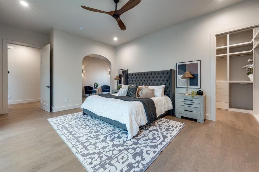 Furnished interior view inside a new home in , Dallas (Image 34). Furnished interior view inside a new home in , Dallas (Image 34).