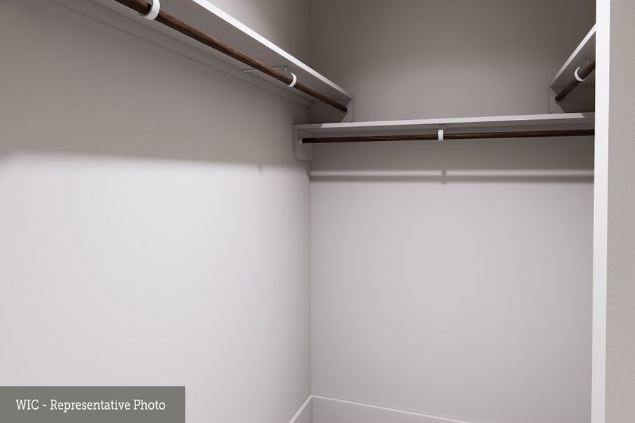 The Cherry Blossom - Walk-in Closet