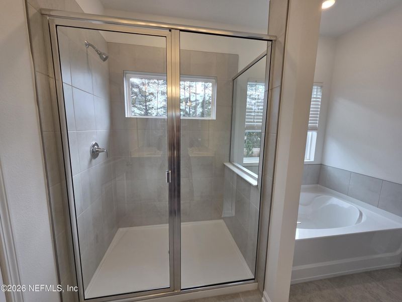Close-up of interior finishes inside a home in Hyland Trail, Green Cove Springs (Image 9).