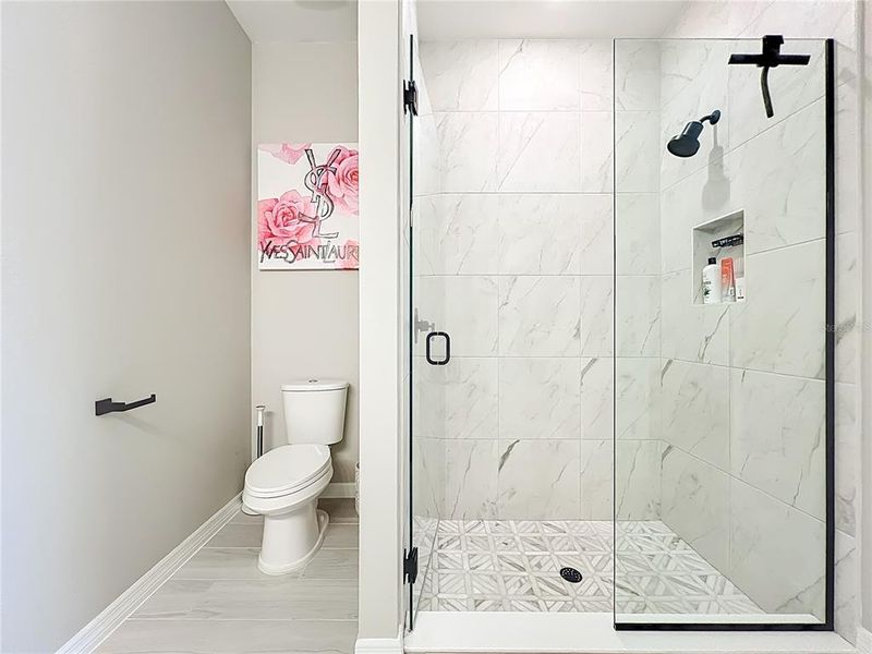 Furnished interior view inside a new home in , Clermont (Image 9).