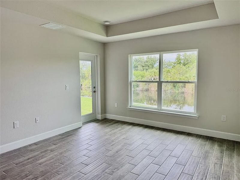 Spacious, unfurnished interior of a new home in South Gulf Cove, Port Charlotte (Image 24).