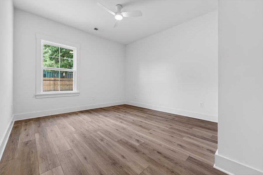 Spacious, unfurnished interior of a new home in , North Charleston (Image 23).
