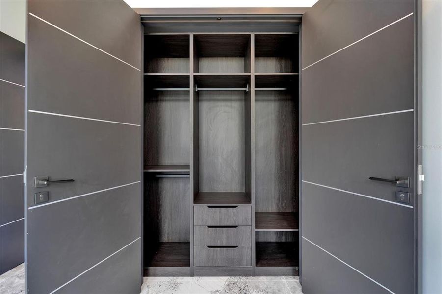 Furnished interior view inside a new home in , Apollo Beach (Image 68).