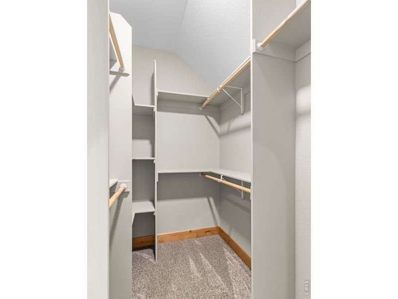 Spacious, unfurnished interior of a new home in , Estes Park (Image 28).