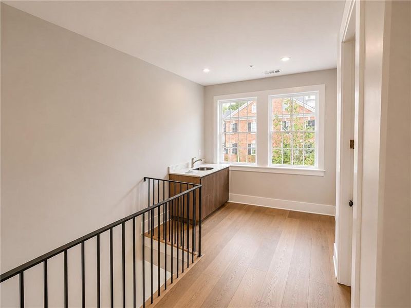 Spacious, unfurnished interior of a new home in , Atlanta (Image 29).