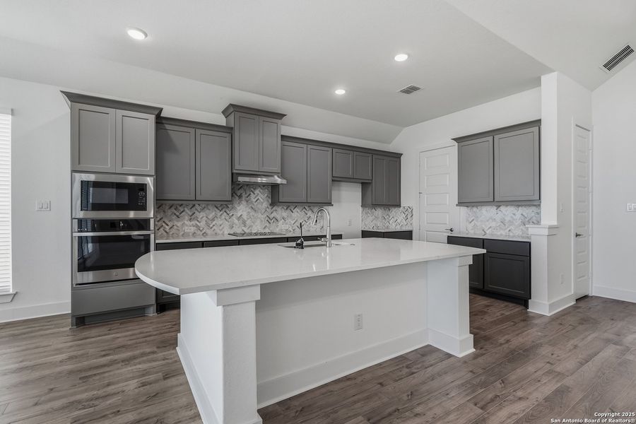 Furnished interior view inside a new home in Sienna Lakes, San Antonio (Image 17). Furnished interior view inside a new home in Sienna Lakes, San Antonio (Image 17).