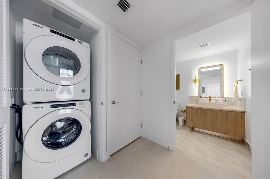 Furnished interior view inside a new home in , Miami (Image 14).