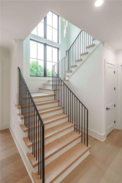 Spacious, unfurnished interior of a new home in , Monroe (Image 24).