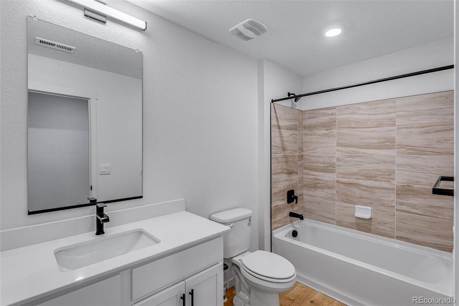 Furnished interior view inside a new home in Hansen Farm, Fort Collins (Image 11).
