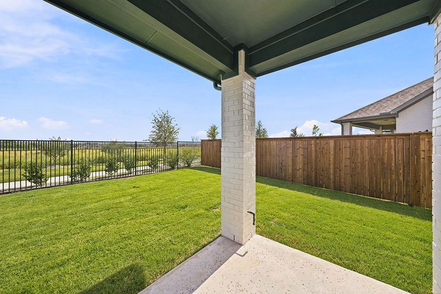 Exterior details and patio area of a home in Brookhollow West, Prosper (Image 3).