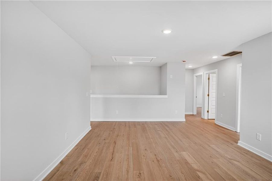 Spacious, unfurnished interior of a new home in The Fairways at Mirror Lake, Villa Rica (Image 22).