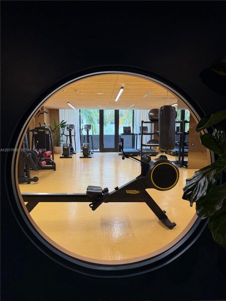 Community amenities in , Miami (Image 25).