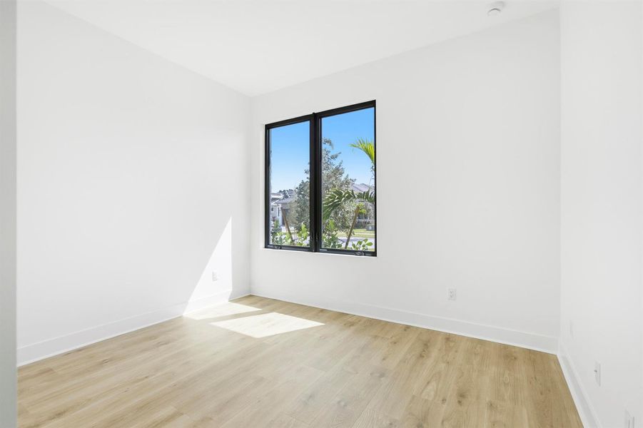 Office/Flex Room