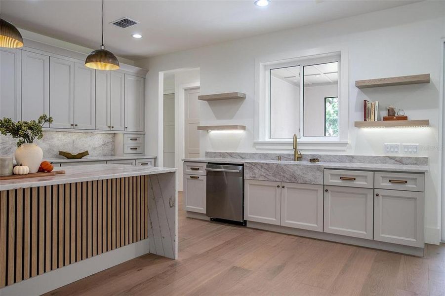 Furnished interior view inside a new home in , Deland (Image 6).