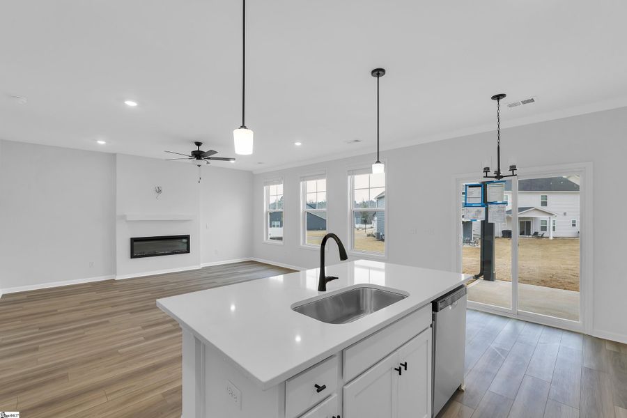 Furnished interior view inside a new home in Sedona, Greenville (Image 5).