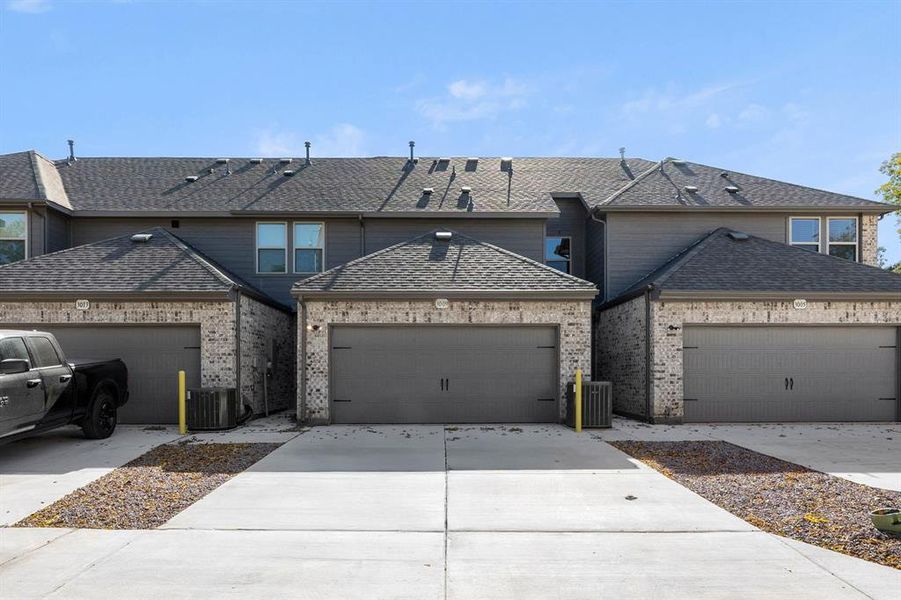 3009 Tall Pine-Back-1