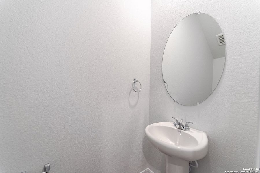 Image 18 of a home in Katzer Ranch. Image 18 of a home in Katzer Ranch.