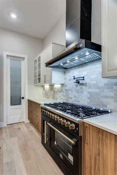 Furnished interior view inside a new home in , Godley (Image 13).