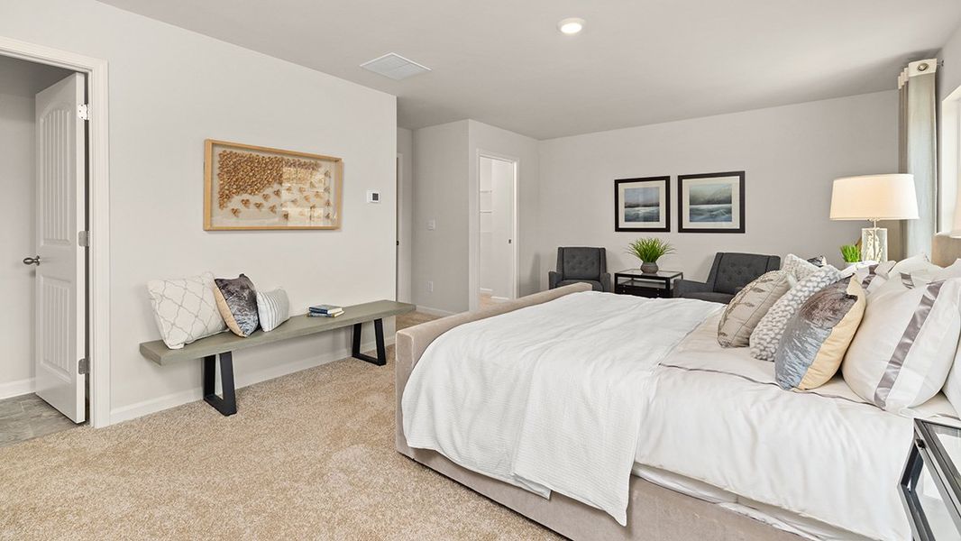 Representative furnished interior of a home built from the Flora by D.R. Horton in Sheffield Highlands, Dallas (Image 16).