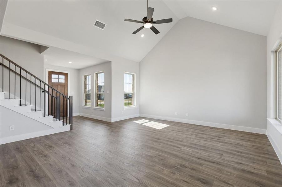 Spacious, unfurnished interior of a new home in Ellis Ranch Estates, Waxahachie (Image 19). Spacious, unfurnished interior of a new home in Ellis Ranch Estates, Waxahachie (Image 19).