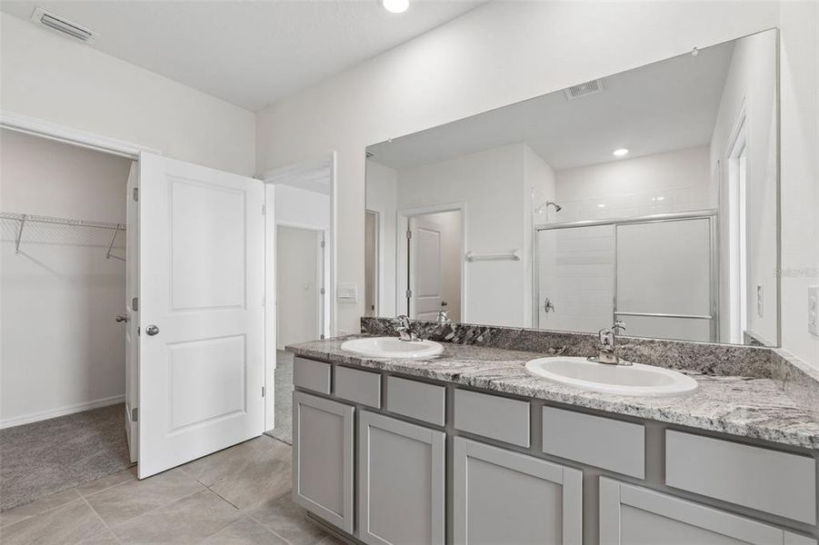 Furnished interior view inside a new home in Epperson, Wesley Chapel (Image 6).