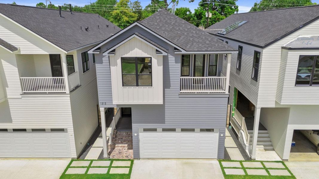 Image 8 of a home in . Image 8 of a home in .