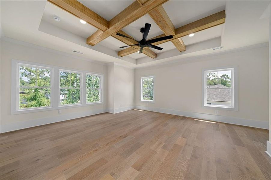Spacious, unfurnished interior of a new home in , Atlanta (Image 37).