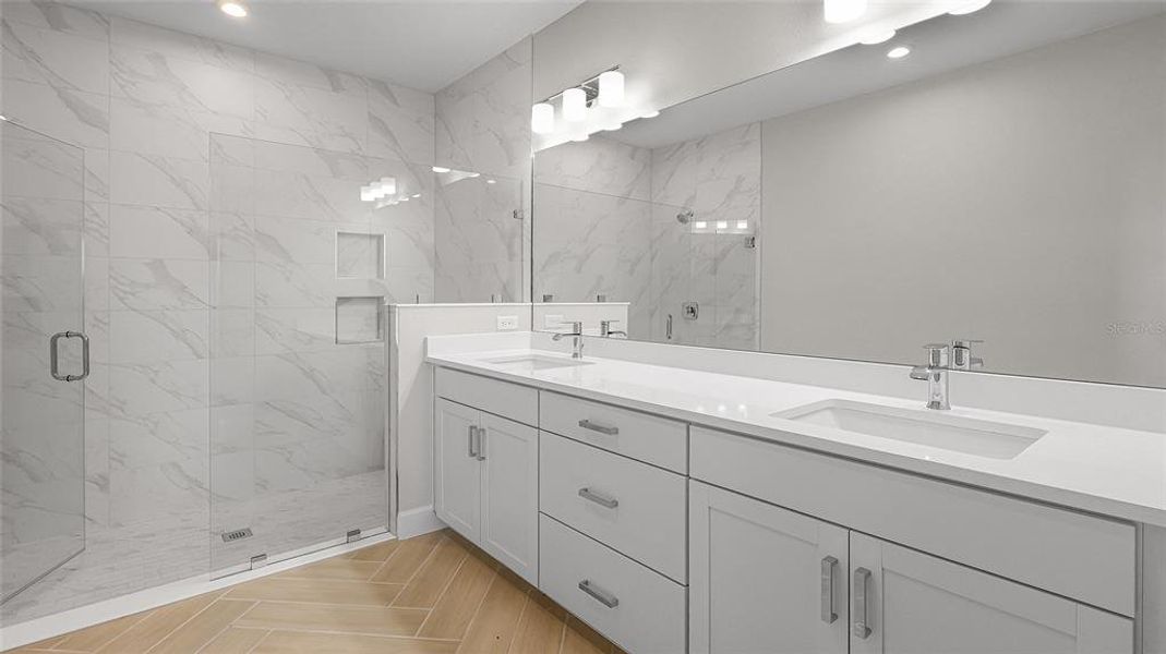 Furnished interior view inside a new home in Cresswind at Lake Harris, Tavares (Image 30). Furnished interior view inside a new home in Cresswind at Lake Harris, Tavares (Image 30).