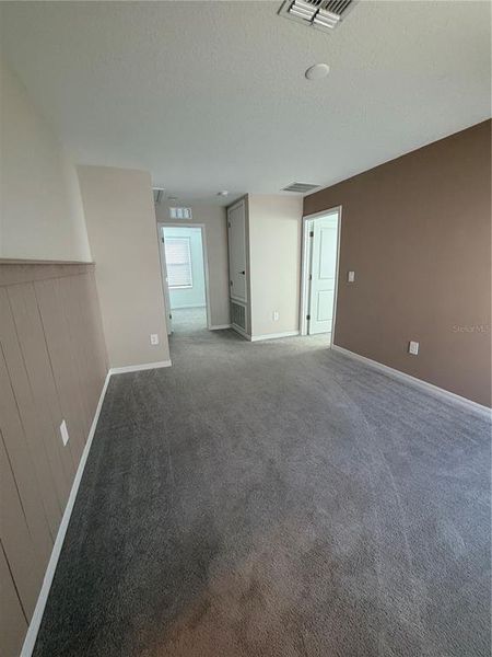 Spacious, unfurnished interior of a new home in , Parrish (Image 18).
