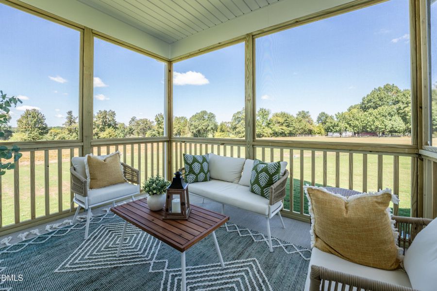 32 HHHunt Homes Maxwell - Screened Porch