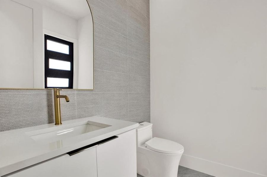 Furnished interior view inside a new home in , Tampa (Image 7).