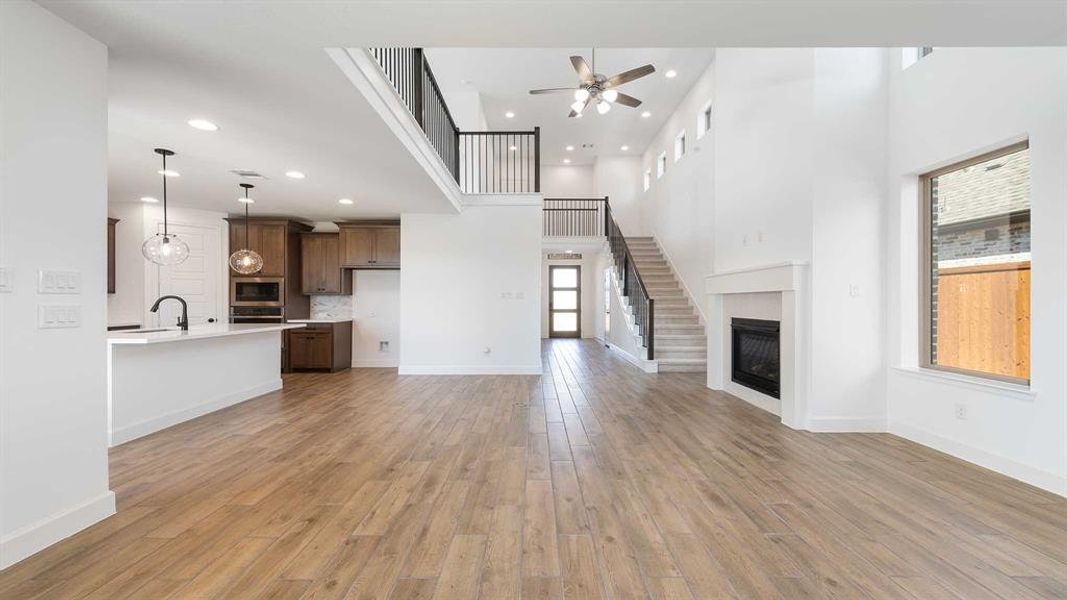 Spacious, unfurnished interior of a new home in The Heights At Uptown Celina 45', Celina (Image 15). Spacious, unfurnished interior of a new home in The Heights At Uptown Celina 45', Celina (Image 15).