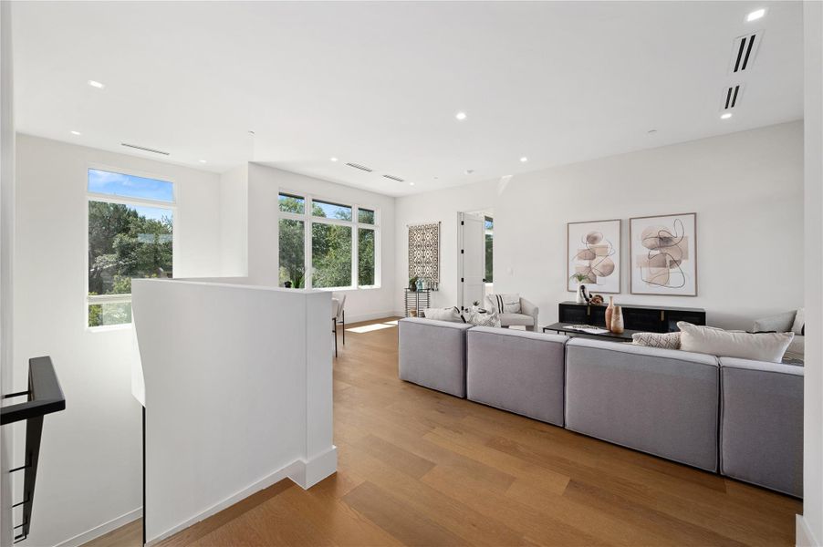 Furnished interior view inside a new home in , Austin (Image 33). Furnished interior view inside a new home in , Austin (Image 33).